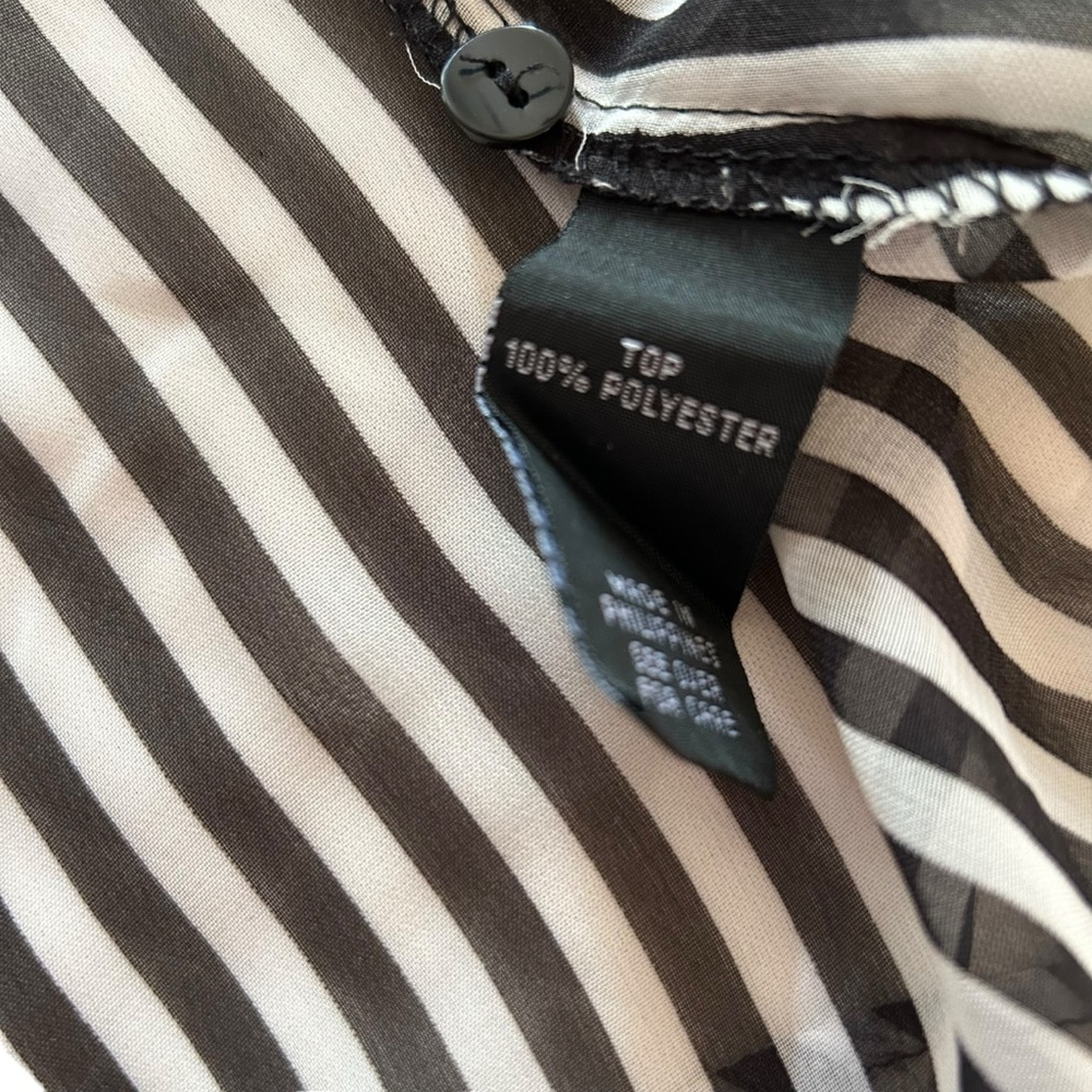 By & By  striped silky feel long sleeve button down collar blouse XL - Picture 7 of 8